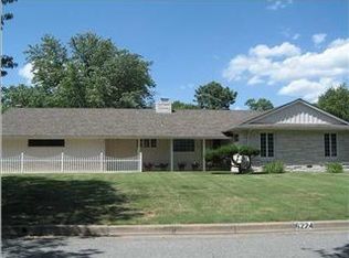 6224 E Peach Tree Ln, Wichita, KS 67218