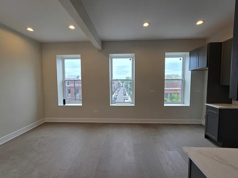 3216 S Morgan St #2F — Photo 3