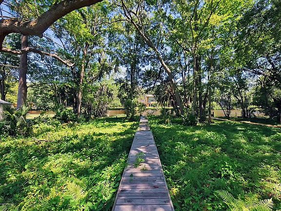 3841 Cedar Forest Dr E-27