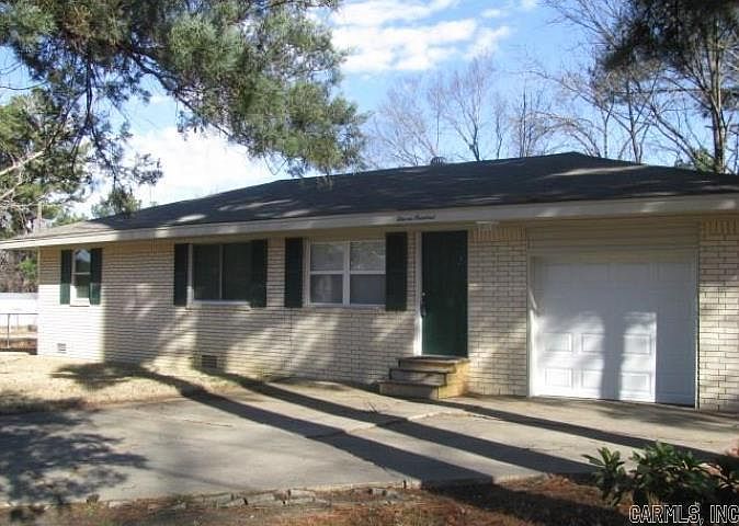 2nd image of 1100 Southeastern Ave