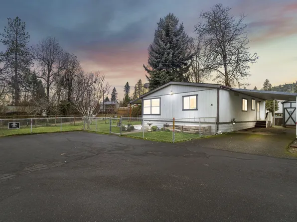 2325 NW Highland Ave Space 31, Grants Pass, OR 97526
