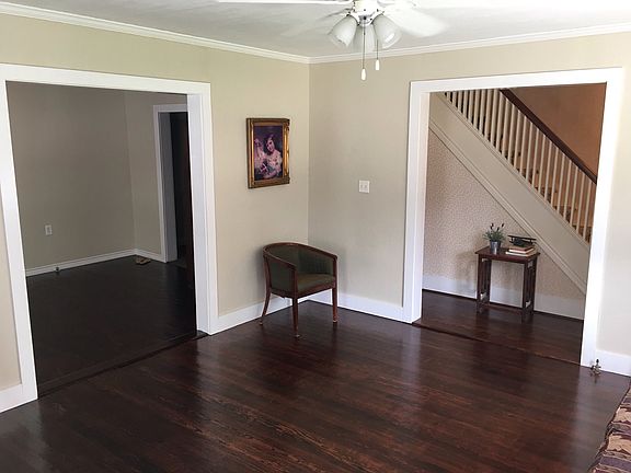 2nd image of 613 Fahrenthold St