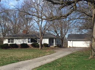 6002 S Elm Dr, Marion, IN 46953