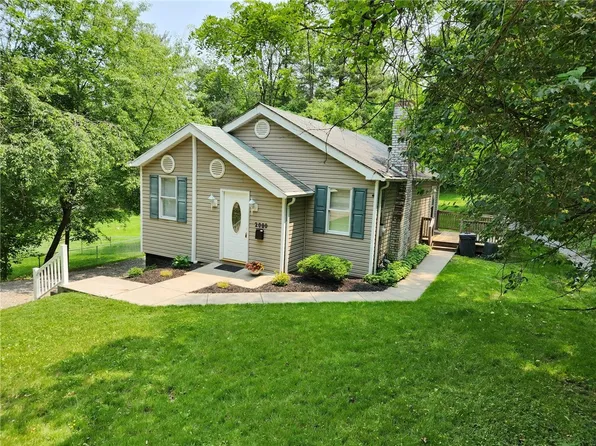 2000 Hillcrest St, Bethel Park, PA 15102