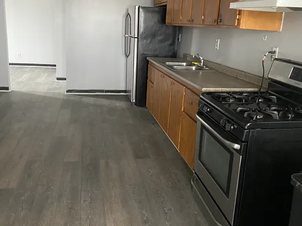 1070 E Main St #1, Bridgeport, CT 06608