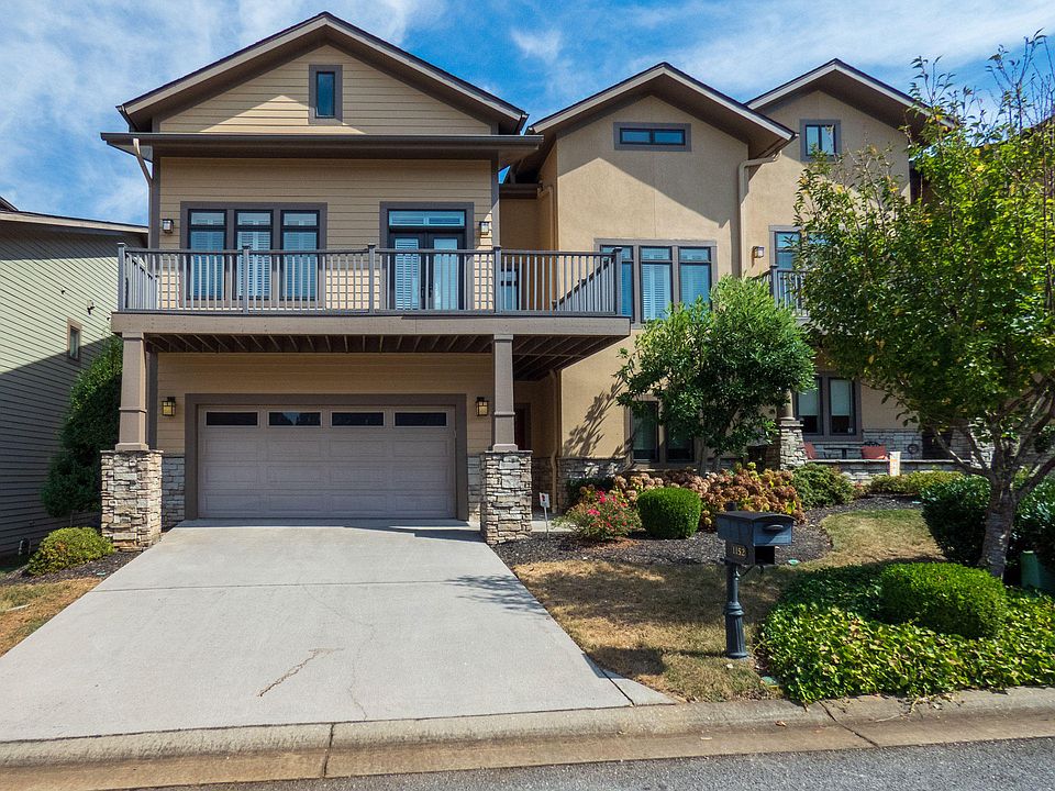 1st image of 1152 Andalusian Way