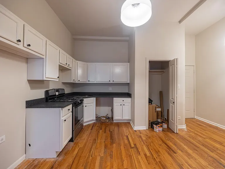1534 N Milwaukee Ave #2F — Photo 5