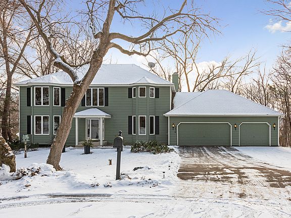3rd image of 5476 Carrie Ln
