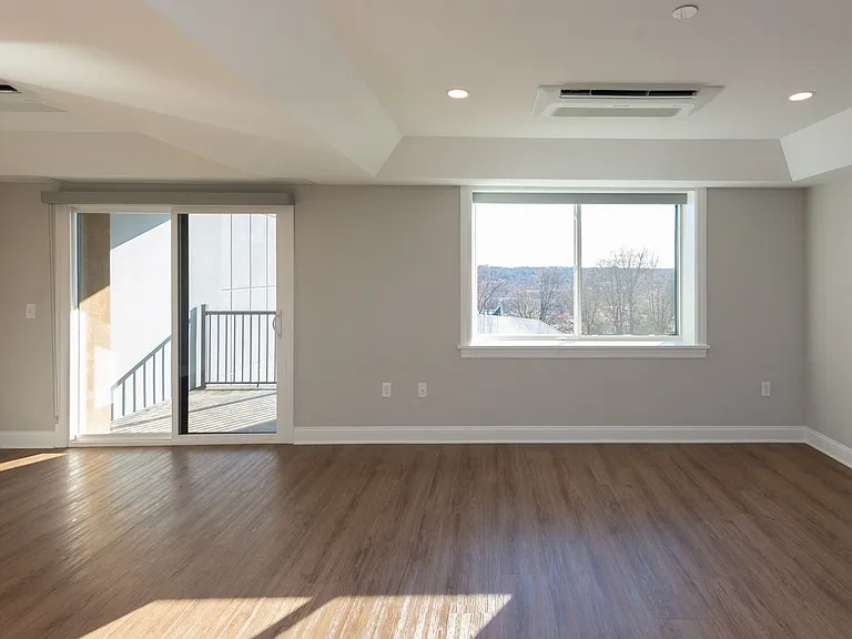 925 at North — Photo 31