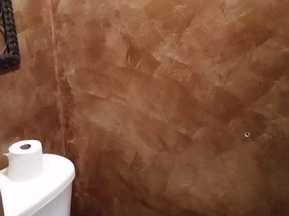 3rd image of 2920 Edgehill Ln