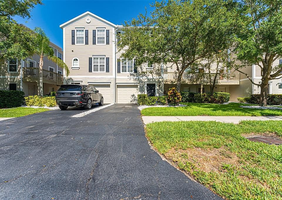 1st image of 429 S Matanzas Ave