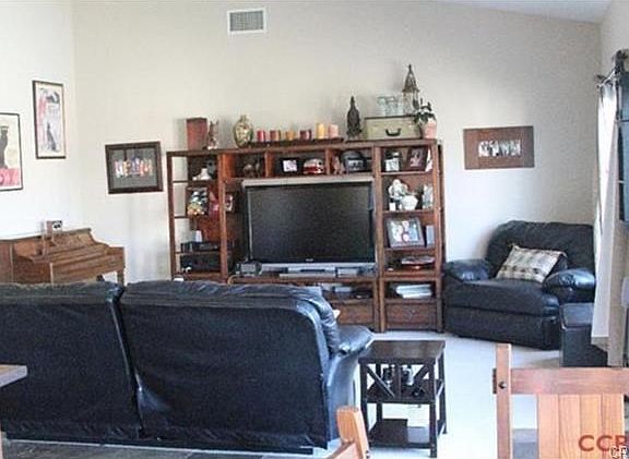 Big enough family room for any occasion.