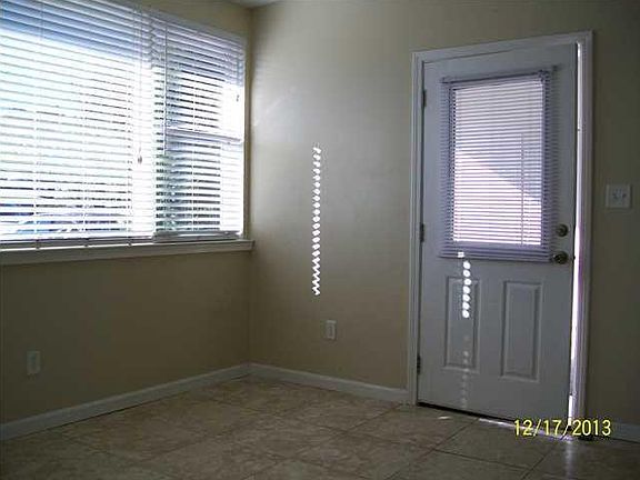 3rd image of 383 Gardner Dr