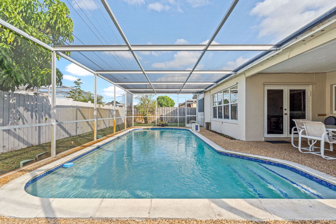 next background image