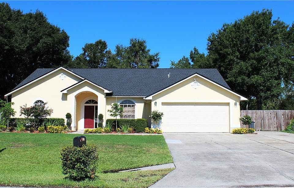 1st image of 3905 Redwood Dr