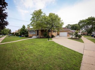 10151 Cook Ave, Oak Lawn, IL