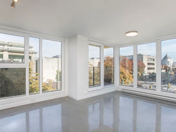 150 E Cordova St #602, Vancouver, BC V6A 0E7