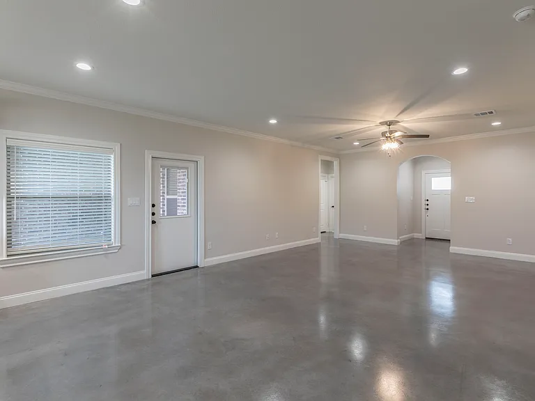 704 Wind Sail Ct — Photo 7