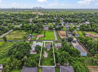 5026 Clover St, Houston, TX 77033