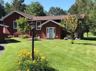 25 Ridge Rd, Esko, MN 55733