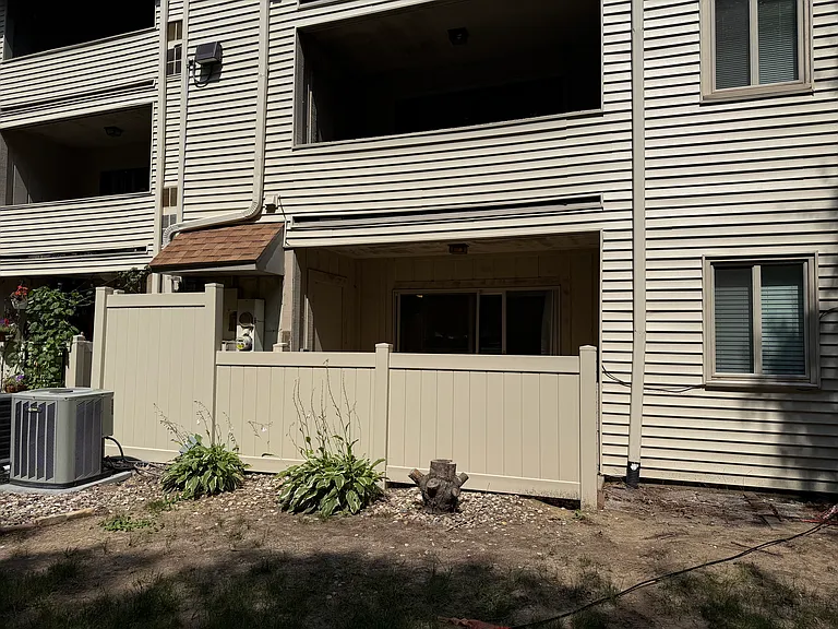 2125 Melrose Dr #A — Photo 2