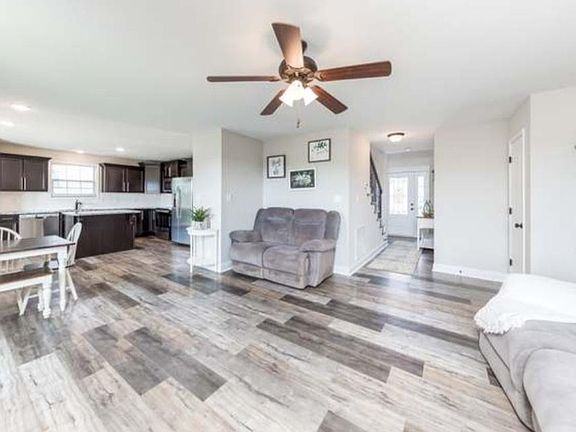 5th image of 836 Crestone Ln