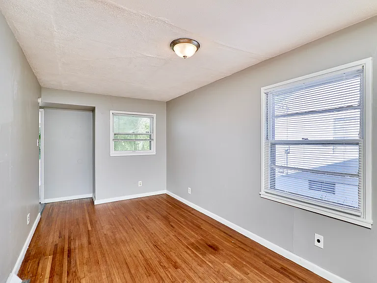 446 Cameron Rd — Photo 20