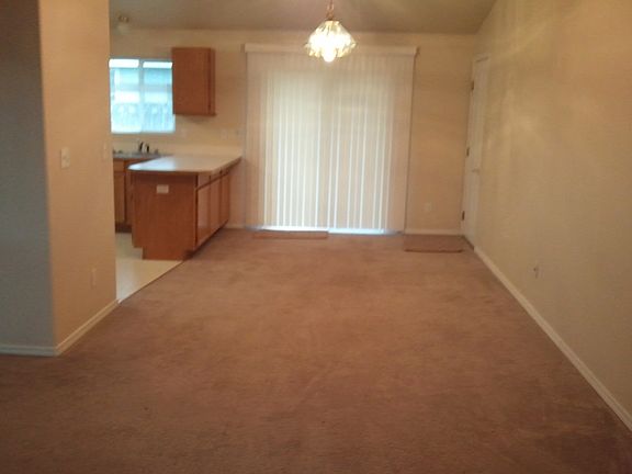 3rd image of 4760 Poppy St