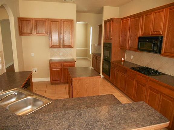 3rd image of 1714 Teakwood Dr