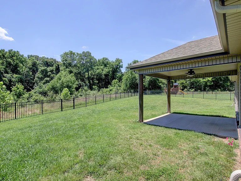677 Battery Ct — Photo 13