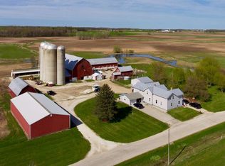 3965 Hill Rd, Greenleaf, WI 54126