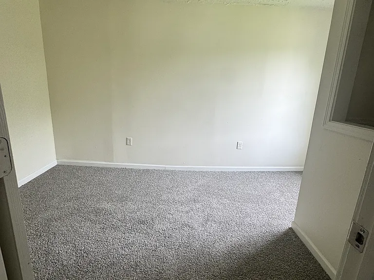 217-219 S Wilkinson Ave #B — Photo 7