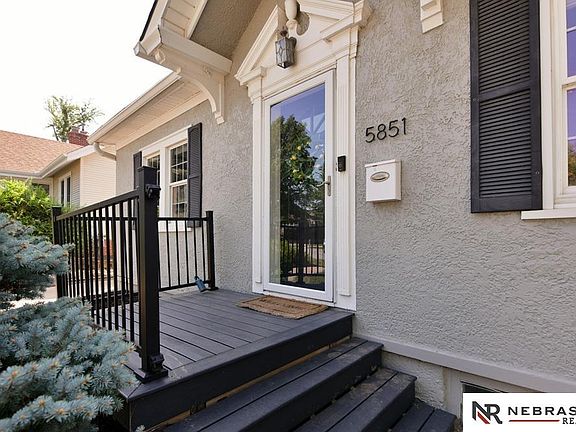3rd image of 5851 William St