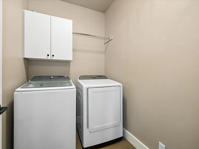 1250 W Laughton Dr — Photo 29