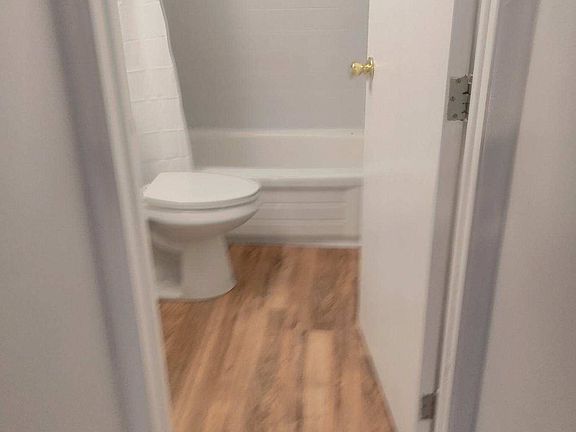 2nd image of 1105 2nd Ave APT 34
