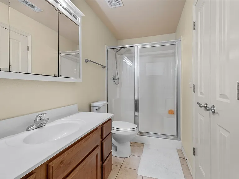 4462 W Alberta St — Photo 16