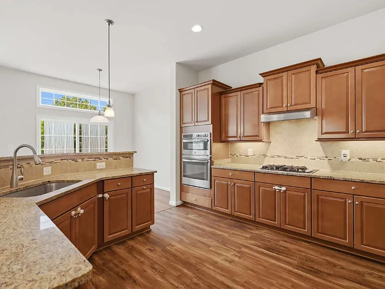 20920 Ashburn Heights Dr — Photo 14