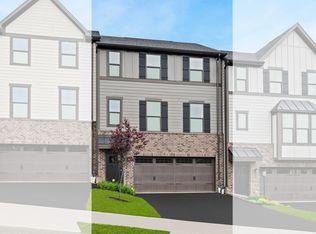 156 Elk Ridge Dr, Coraopolis, PA 15108