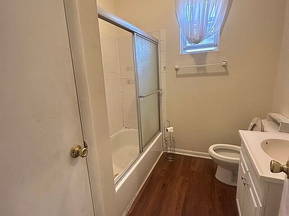 2nd image of 338 N 41st St Floor 2