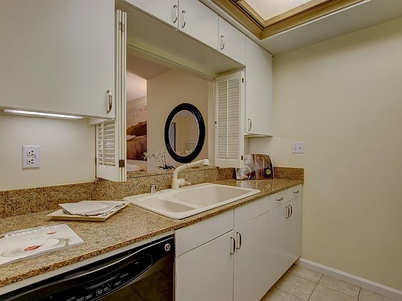 4th image of 100 Deer Valley Road UNIT GE