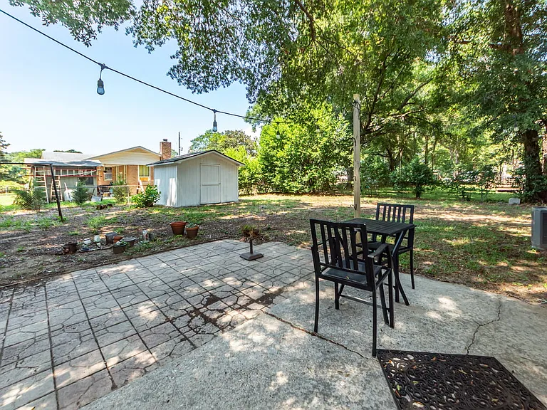 765 Leafwood Rd — Photo 43