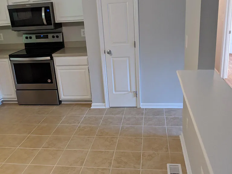 270 Parkside Rd — Photo 10