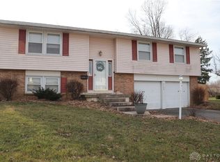 6140 Weybridge Dr, Dayton, OH