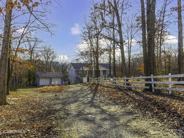 1702 County Road 382, Holts Summit, MO 65043