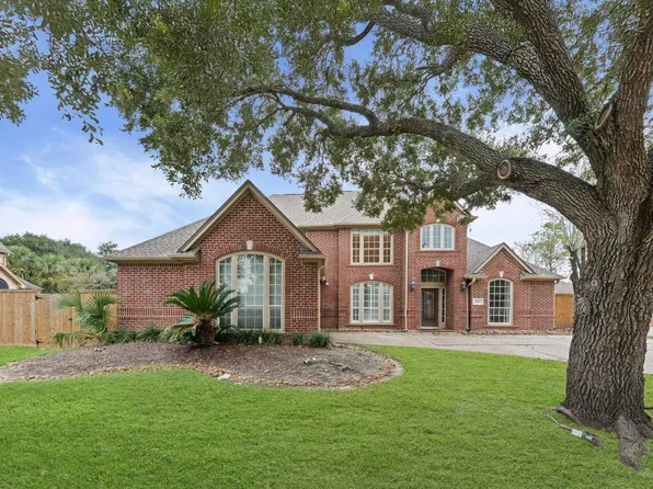 3207 Scenic Elm St, Houston, TX 77059