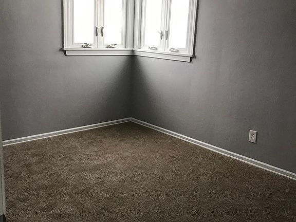 4th image of 2462 21st St Unit 2