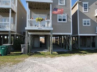 399 N New River Dr, Surf City, NC 28445
