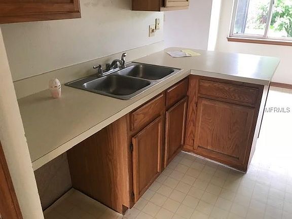 5th image of 2917 Courtland Blvd