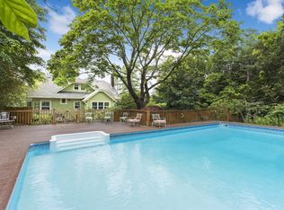 22 Bishop Ave, Westhampton, NY 11977