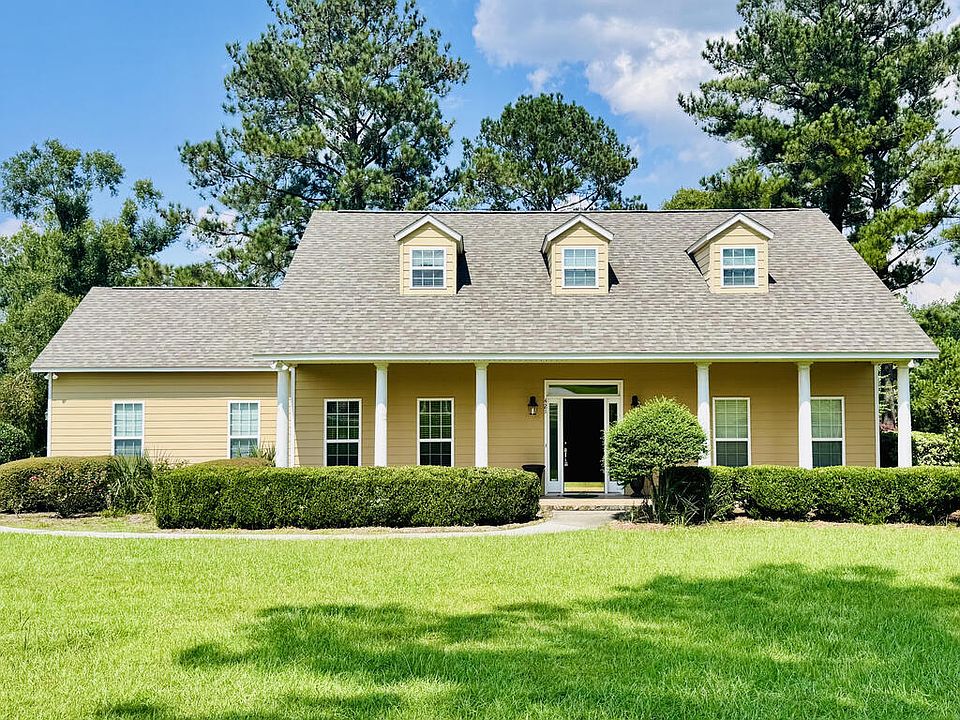 1st image of 421 Drake Dr